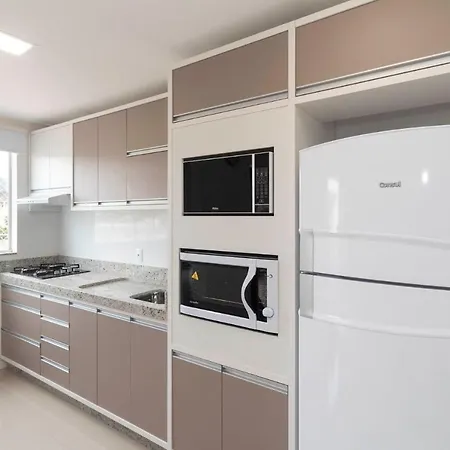 Aluguel Apartamento 2 quartos s 1 suíte Piscina Bombas SC - 301-3